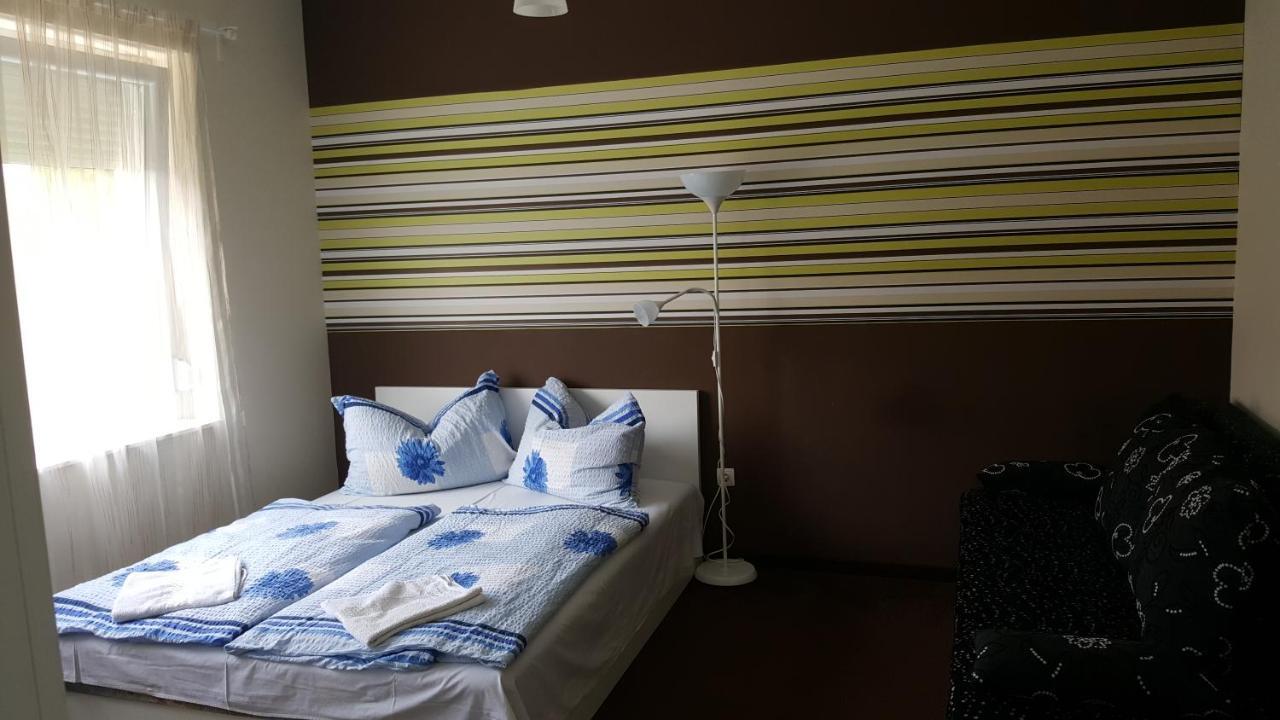 Doris Apartments Siófok Buitenkant foto